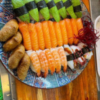 Hudik Sushi